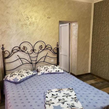 Ralina Restaurant And Hotel Davalinskiy Tsemzavod エクステリア 写真