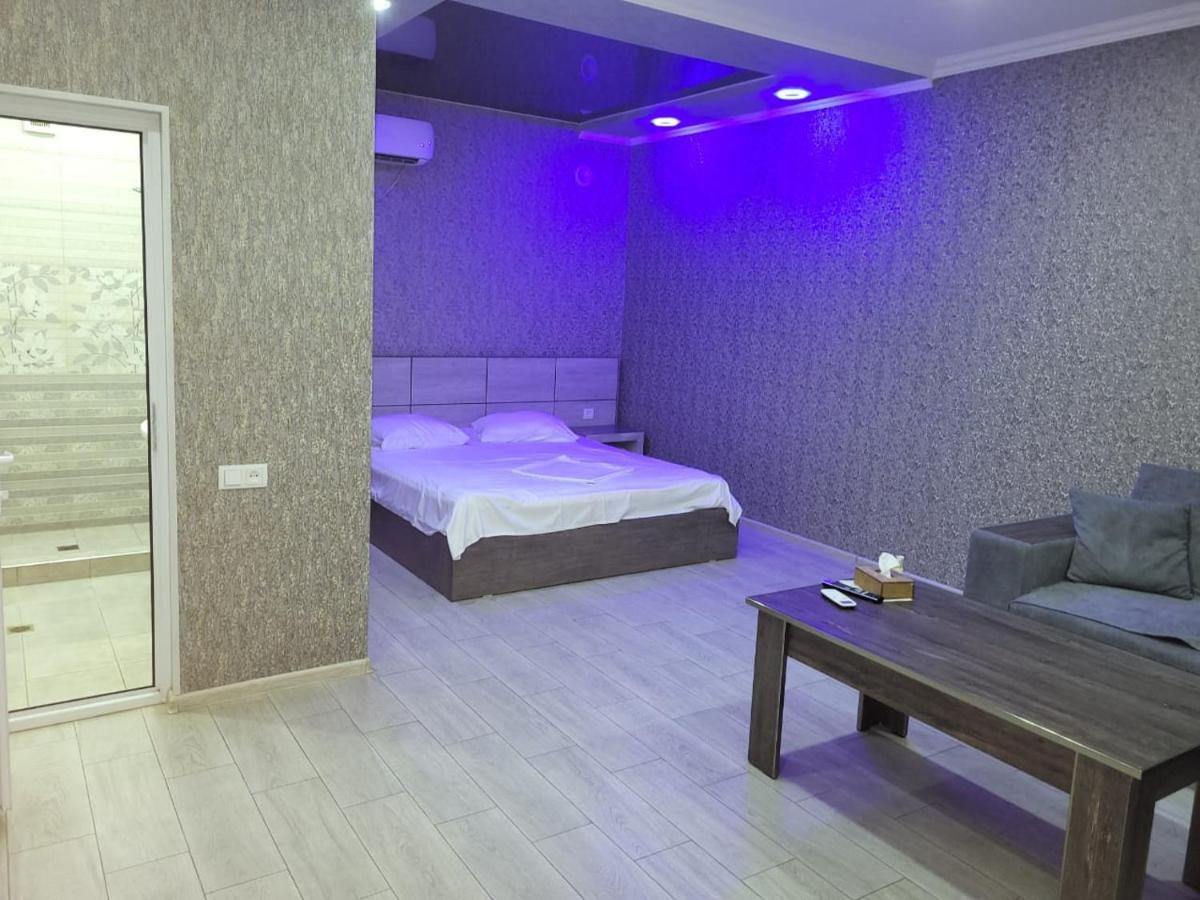 Ralina Restaurant And Hotel Davalinskiy Tsemzavod エクステリア 写真
